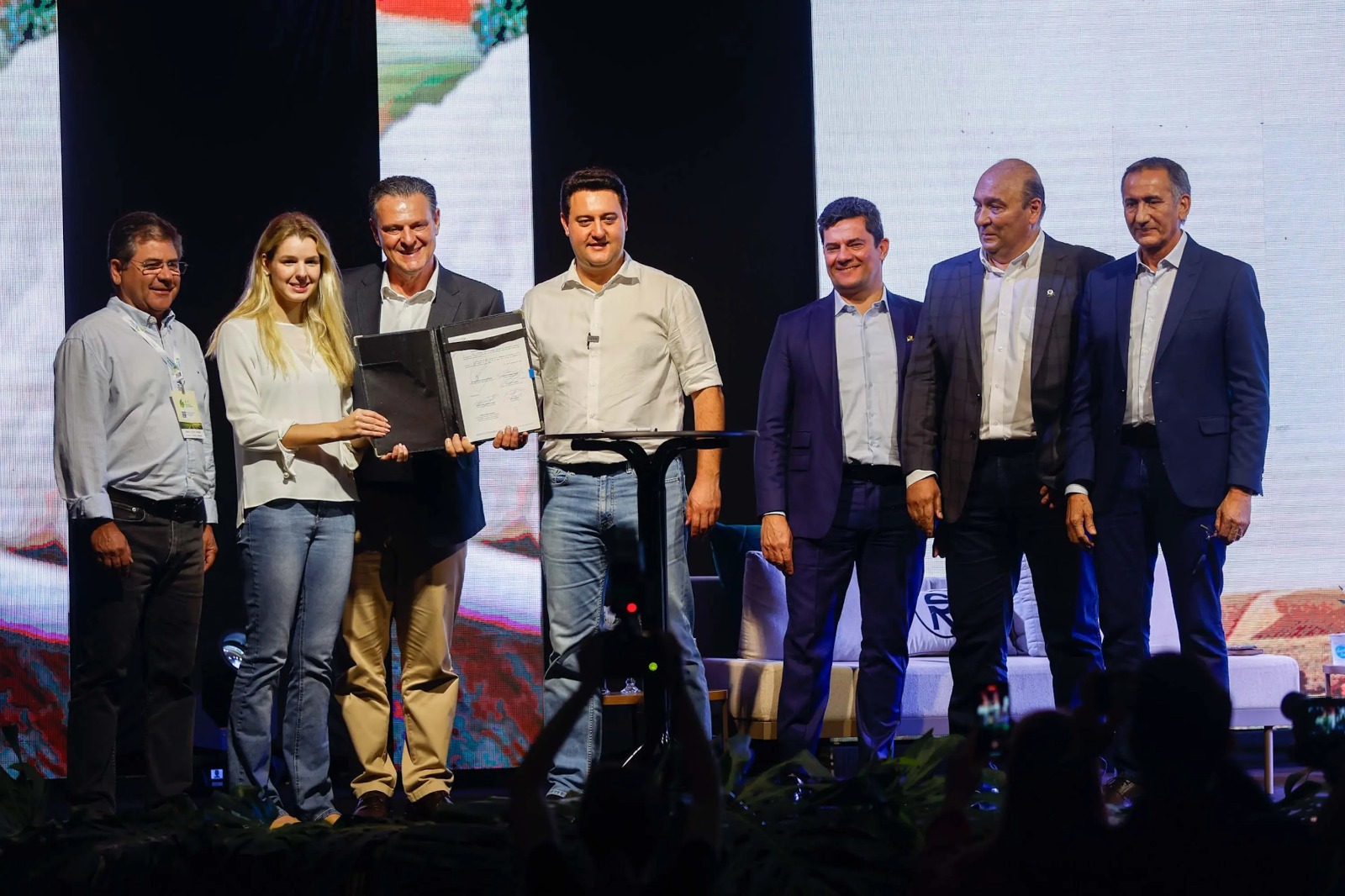Agro do Paraná é exemplo de inovação e sustentabilidade, diz Ratinho Junior